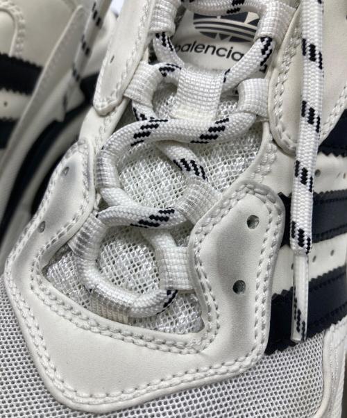 BALENCIAGA（バレンシアガ）BALENCIAGA (バレンシアガ) adidas (アディダス) Triple S Sneaker グレー サイズ:27.5の古着・服飾アイテム