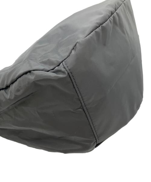 LeSportsac（レスポートサック）LeSportsac (レスポートサック) MSGM (エムエスジーエム) コラボナイロンショルダーバッグ ブラックの古着・服飾アイテム