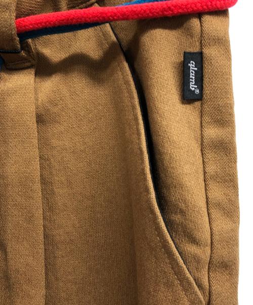 glamb（グラム）glamb (グラム) ストレッチテーパードパンツ ブラウン サイズ:L 未使用品の古着・服飾アイテム