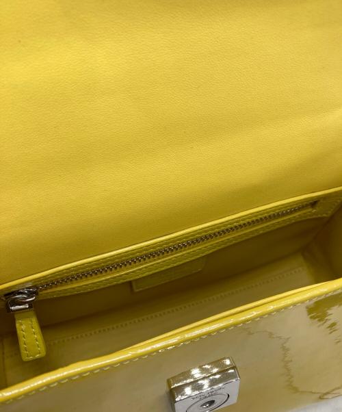 Kate Spade（ケイトスペード）Kate Spade (ケイトスペード) パテント レザー スモール トップ ハンドル バッグ イエローの古着・服飾アイテム