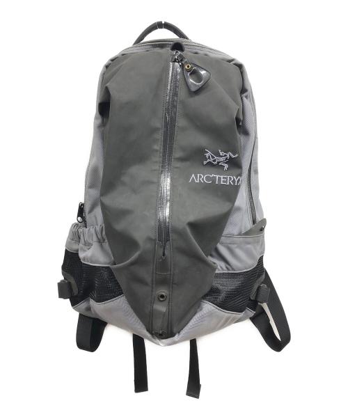ARC'TERYX（アークテリクス）ARC'TERYX (アークテリクス) BEAMS (ビームス) 別注 ARRO16 グレーの古着・服飾アイテム