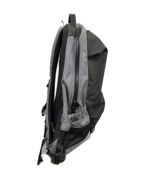 ARC'TERYX（アークテリクス）ARC'TERYX (アークテリクス) BEAMS (ビームス) 別注 ARRO16 グレーの古着・服飾アイテム