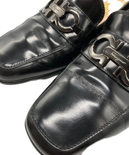 Salvatore Ferragamo（サルヴァトーレ フェラガモ）Salvatore Ferragamo (サルヴァトーレ フェラガモ) ガンチーニローファー ブラック サイズ:SIZE 6 1/2の古着・服飾アイテム