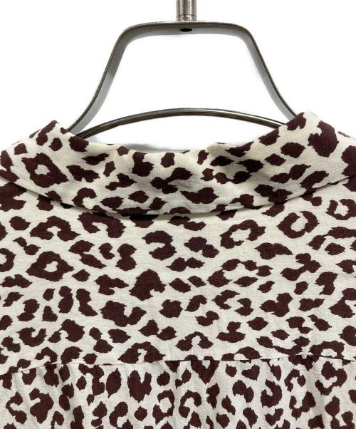 6(ROKU) BEAUTY&YOUTH（ロク ビューティーアンドユース）6(ROKU) BEAUTY&YOUTH (ロク ビューティーアンドユース) LEOPARD PRINT SHIRT ベージュ サイズ:36の古着・服飾アイテム