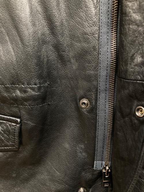 wjk（ダブルジェイケー）wjk (ダブルジェイケー) カウレザーフィールドジャケット ブラック サイズ:Lの古着・服飾アイテム