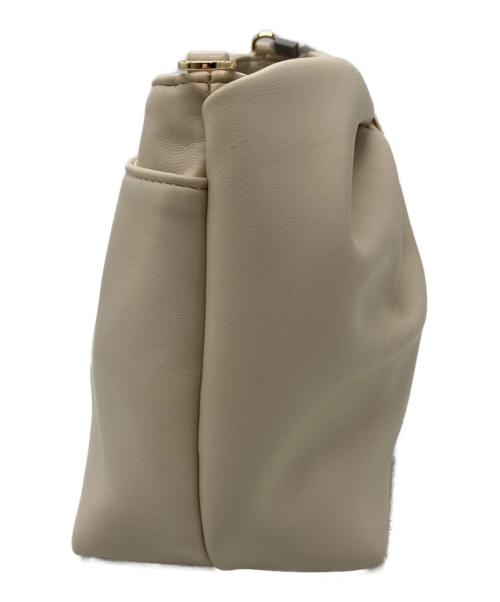 Snidel（スナイデル）Snidel (スナイデル) ソフトリボンショルダー アイボリー 未使用品の古着・服飾アイテム