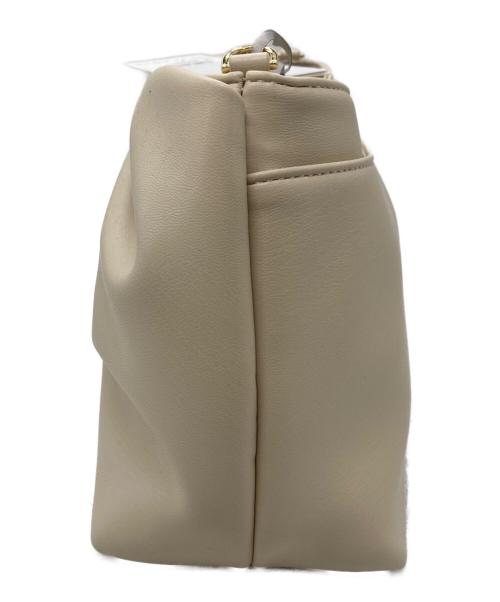 Snidel（スナイデル）Snidel (スナイデル) ソフトリボンショルダー アイボリー 未使用品の古着・服飾アイテム