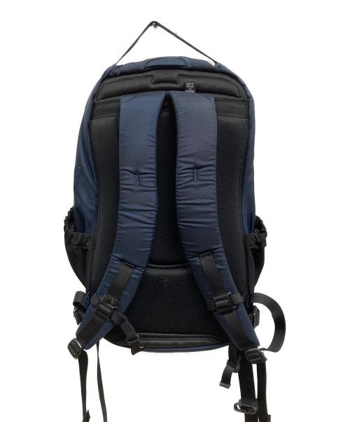 ARC'TERYX（アークテリクス）ARC'TERYX (アークテリクス) MANTIS 26バックパック ネイビーの古着・服飾アイテム