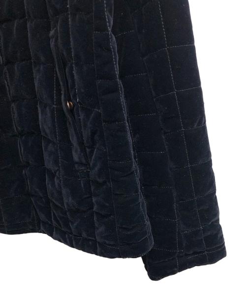 ARMANI COLLEZIONI（アルマーニ コレツィオーニ）ARMANI COLLEZIONI (アルマーニ コレツィオーニ) キルティングジャケット ネイビー サイズ:52の古着・服飾アイテム