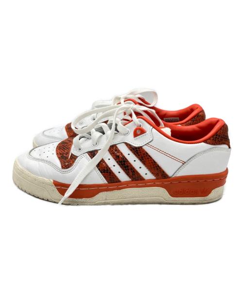 adidas（アディダス）adidas (アディダス) ローカットスニーカー オレンジ サイズ:26の古着・服飾アイテム