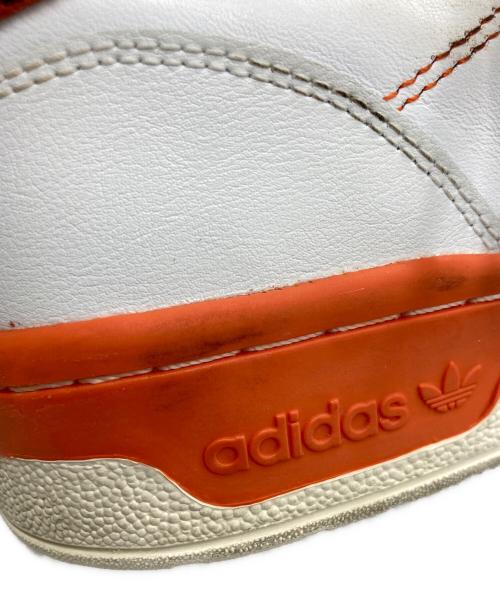 adidas（アディダス）adidas (アディダス) ローカットスニーカー オレンジ サイズ:26の古着・服飾アイテム