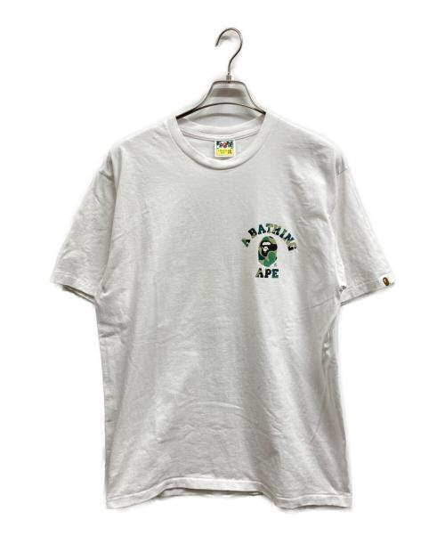 A BATHING APE（アベイシングエイプ）A BATHING APE (アベイシングエイプ) ABC Camo College T-shirt ホワイト サイズ:2XLの古着・服飾アイテム