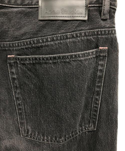 Acne studios（アクネ ストゥディオズ）Acne studios (アクネ ストゥディオズ) ルーズブーツカットジーンズ ブラック サイズ:33×32の古着・服飾アイテム