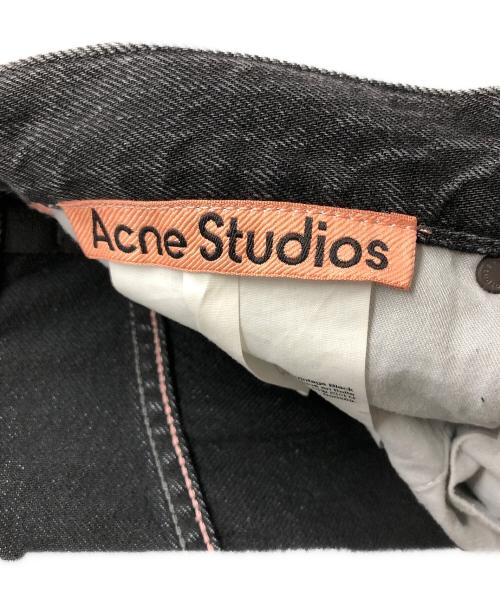 Acne studios（アクネ ストゥディオズ）Acne studios (アクネ ストゥディオズ) ルーズブーツカットジーンズ ブラック サイズ:33×32の古着・服飾アイテム
