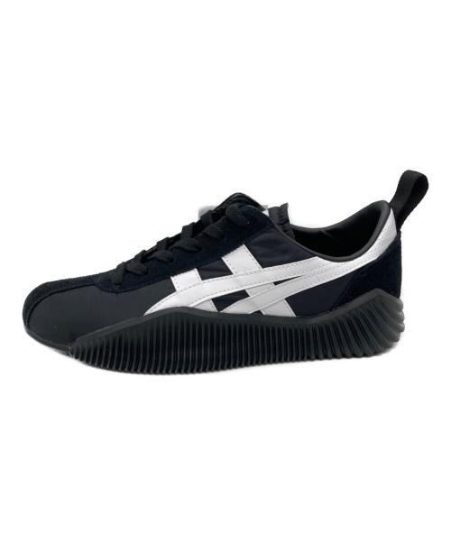 Onitsuka Tiger（オニツカタイガー）Onitsuka Tiger (オニツカタイガー) ACROMOUNT ローカットスニーカー ブラック サイズ:US8 未使用品の古着・服飾アイテム