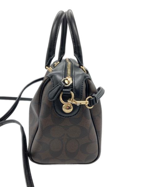 COACH（コーチ）COACH (コーチ) ミニ ローアン クロスボディ バッグ・シグネチャー キャンバス ブラウンの古着・服飾アイテム