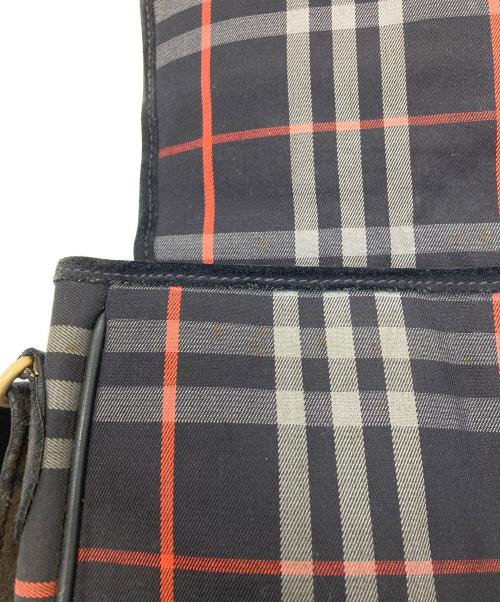 Burberry's（バーバリーズ）Burberry's (バーバリーズ) ショルダーバッグ ブラックの古着・服飾アイテム