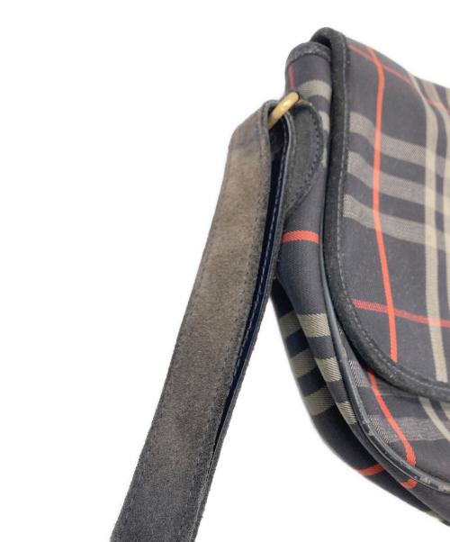 Burberry's（バーバリーズ）Burberry's (バーバリーズ) ショルダーバッグ ブラックの古着・服飾アイテム