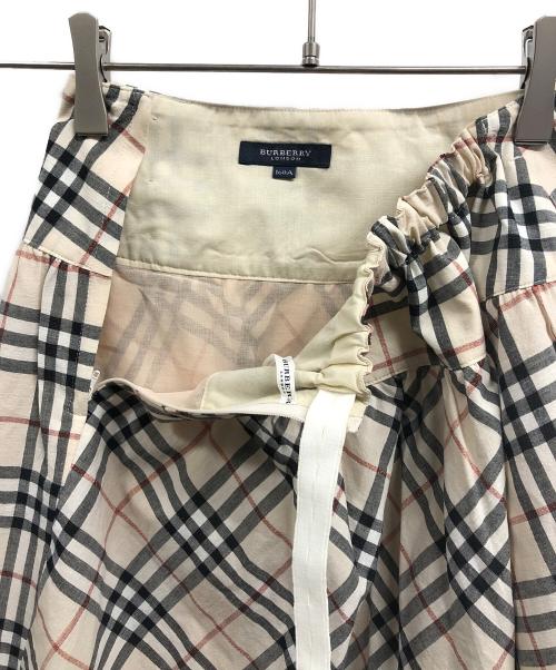 BURBERRY LONDON（バーバリーロンドン）BURBERRY LONDON (バーバリーロンドン) ノヴァチェックスカート ベージュ サイズ:160Aの古着・服飾アイテム