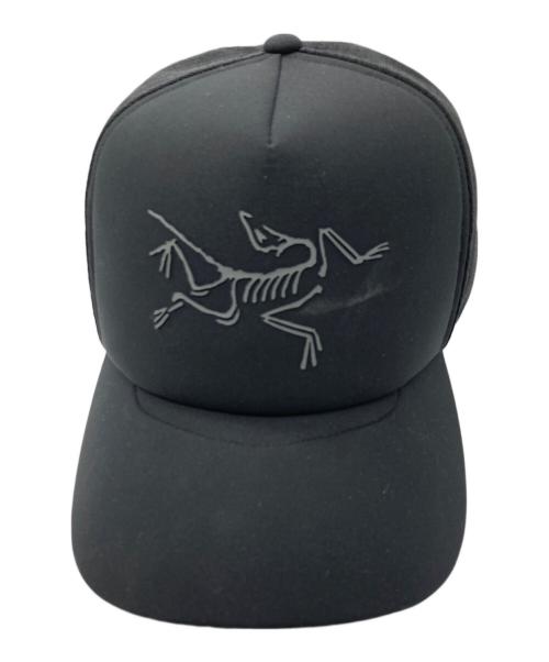 ARC'TERYX（アークテリクス）ARC'TERYX (アークテリクス) BIRD TRUCKER CURVED メッシュキャップ ブラックの古着・服飾アイテム