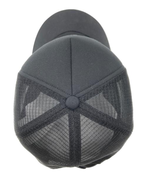 ARC'TERYX（アークテリクス）ARC'TERYX (アークテリクス) BIRD TRUCKER CURVED メッシュキャップ ブラックの古着・服飾アイテム