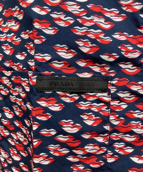 PRADA（プラダ）PRADA (プラダ) 半袖シャツ レッド×ネイビー サイズ:40の古着・服飾アイテム