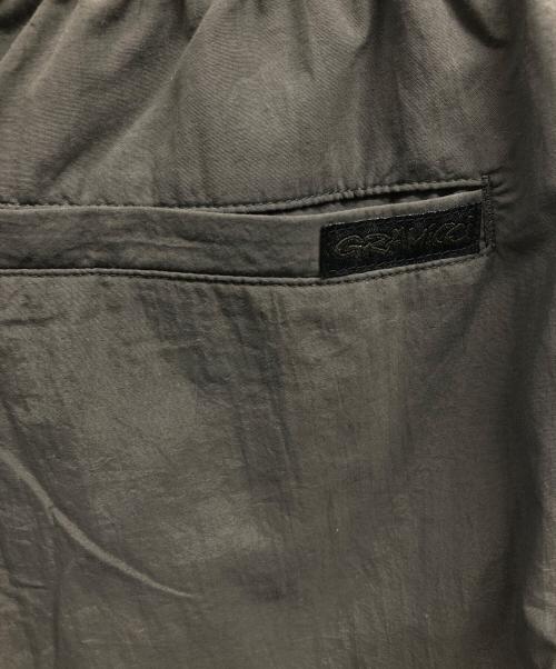 GRAMICCI（グラミチ）GRAMICCI (グラミチ) ナイロンイージーパンツ グレー サイズ:Lの古着・服飾アイテム