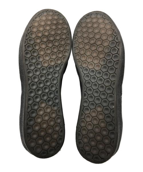 adidas（アディダス）adidas (アディダス) A BATHING APE (アベイシングエイプ) SKATEBOARDING 3ST.002 ブラック サイズ:US9.5の古着・服飾アイテム