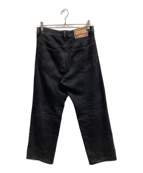 DIESEL（ディーゼル）DIESEL (ディーゼル) ローウェスト ワイドレッグ デニムパンツ ブラック サイズ:28の古着・服飾アイテム