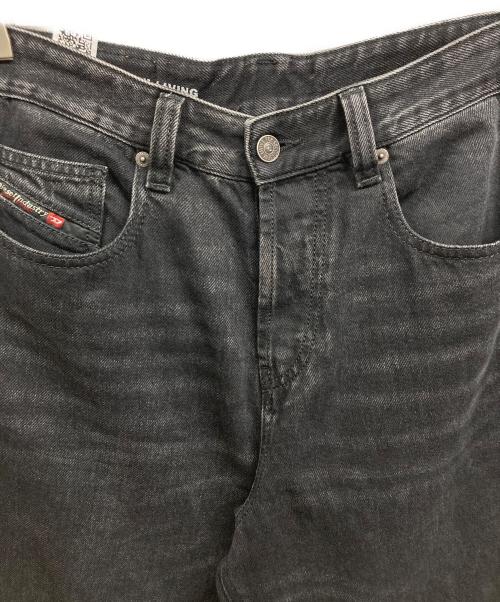 DIESEL（ディーゼル）DIESEL (ディーゼル) ローウェスト ワイドレッグ デニムパンツ ブラック サイズ:28の古着・服飾アイテム