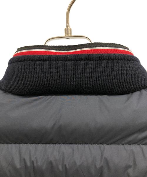 MONCLER（モンクレール）MONCLER (モンクレール) ダウンジャケット ネイビー サイズ:2の古着・服飾アイテム