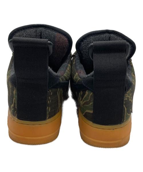 NIKE（ナイキ）NIKE (ナイキ) CarHartt (カーハート) AIR FORCE 1 UTILITY LOW PRM WIP グリーン サイズ:25.5の古着・服飾アイテム
