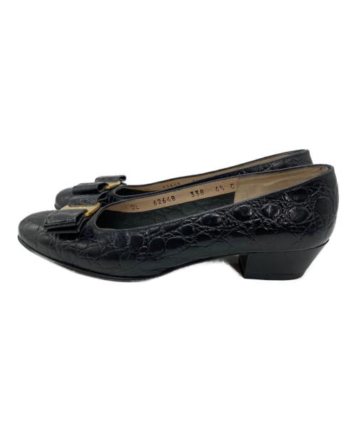 Salvatore Ferragamo（サルヴァトーレ フェラガモ）Salvatore Ferragamo (サルヴァトーレ フェラガモ) 型押しパンプス ブラック サイズ:SIZE 4 1/2の古着・服飾アイテム