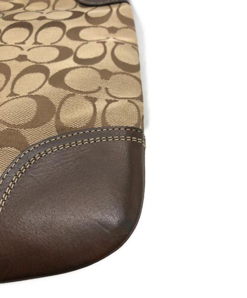 COACH（コーチ）COACH (コーチ) シグネチャー ショルダーバッグ ブラウンの古着・服飾アイテム