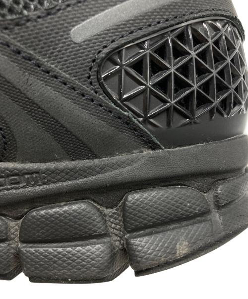 NIKE（ナイキ）NIKE (ナイキ) ZOOM VOMERO 5/NIKEスニーカー ブラック サイズ:29の古着・服飾アイテム