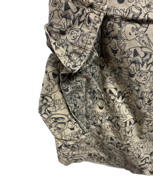 stussy（ステューシー）stussy (ステューシー) 総柄ハーフカーゴパンツ ベージュ サイズ:30の古着・服飾アイテム
