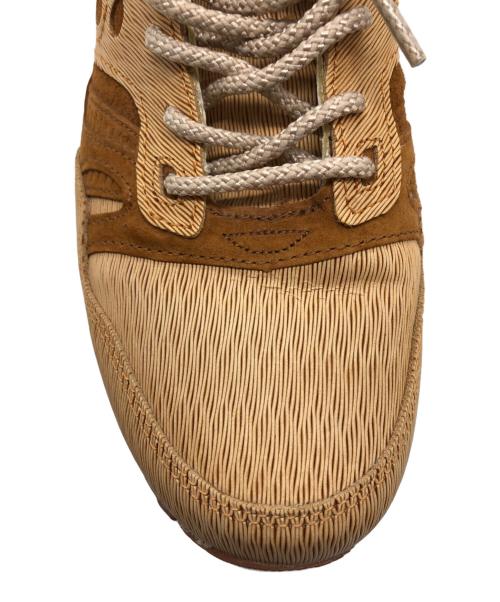 SAUCONY（サッカニー）SAUCONY (サッカニー) ローカットスニーカー ベージュ サイズ:US9.5の古着・服飾アイテム
