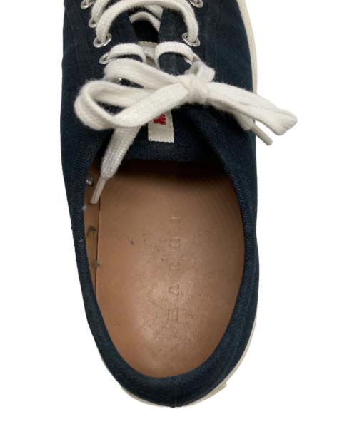 MARNI（マルニ）MARNI (マルニ) キャンバススニーカー ネイビー×ホワイト サイズ:43の古着・服飾アイテム