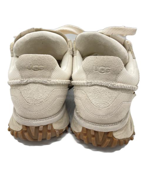 UGG（アグ）UGG (アグ) M RETROFI LOW CHESTNUT/UGGスニーカー ベージュ サイズ:27の古着・服飾アイテム
