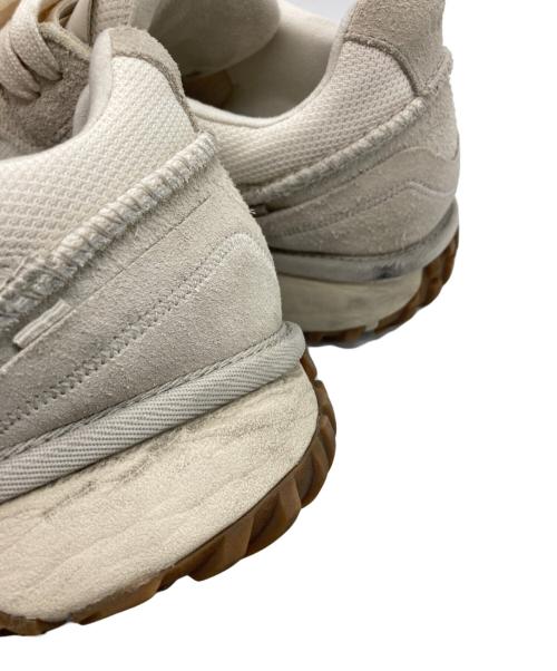 UGG（アグ）UGG (アグ) M RETROFI LOW CHESTNUT/UGGスニーカー ベージュ サイズ:27の古着・服飾アイテム