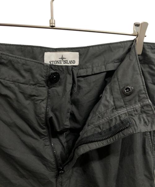 STONE ISLAND（ストーンアイランド）STONE ISLAND (ストーンアイランド) カーゴパンツ/STONE ISLANDパンツ グレー サイズ:W32の古着・服飾アイテム