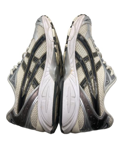 asics（アシックス）asics (アシックス) ローカットスニーカー シルバー サイズ:US9の古着・服飾アイテム