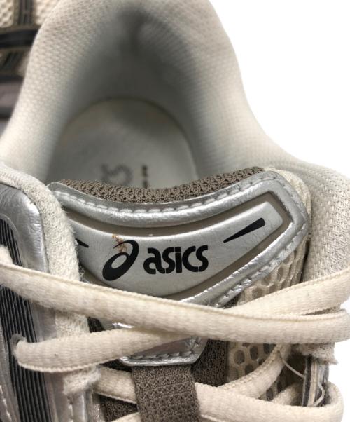 asics（アシックス）asics (アシックス) ローカットスニーカー シルバー サイズ:US9の古着・服飾アイテム