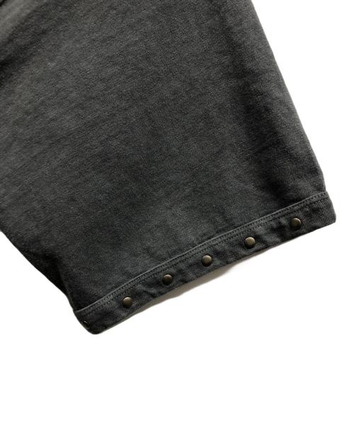 EVERYDAY I LIKE.（エヴリデイ アイ ライク）EVERYDAY I LIKE. (エヴリデイ アイ ライク) スタッズ Tシャツ グレー サイズ:ＦＲＥＥの古着・服飾アイテム