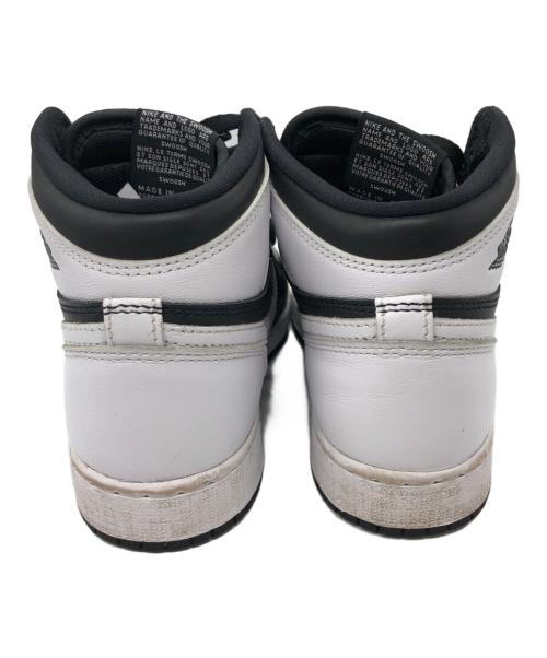 NIKE（ナイキ）NIKE (ナイキ) GS Air Jordan 1 Retro High OG ホワイト×ブラック サイズ:22.5の古着・服飾アイテム
