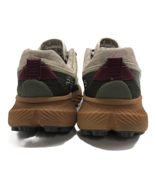 MERRELL（メレル）MERRELL (メレル) AGILITY PEAK 5 OYSTER グレー×ベージュ サイズ:US8.5の古着・服飾アイテム