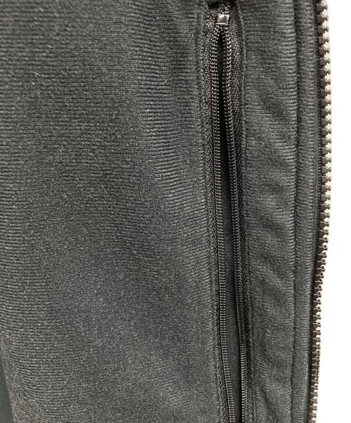 MOUNTAIN HARD WEAR（マウンテンハードウェア）MOUNTAIN HARD WEAR (マウンテンハードウェア) マウンテンパーカー グレー サイズ:Lの古着・服飾アイテム