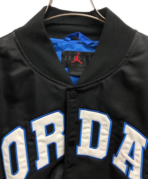JORDAN（ジョーダン）JORDAN (ジョーダン) BRK CLGTE VRSTY JKT ブラック×ブルー サイズ:Lの古着・服飾アイテム