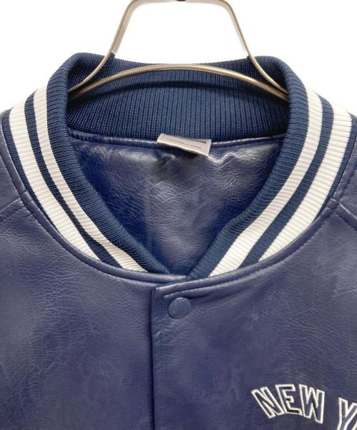 GENUINE MERCHANDISE（ジェニュイン マーチャンダイズ）GENUINE MERCHANDISE (ジェニュイン マーチャンダイズ) フェイクレザースタジャン ネイビー サイズ:XLの古着・服飾アイテム