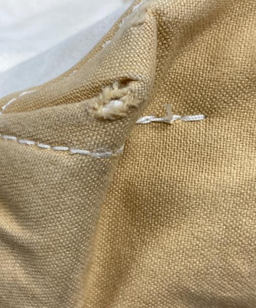 L.L.Bean（エルエルビーン）L.L.Bean (エルエルビーン) REMI RELIEF (レミレリーフ) キャンバスハンドバッグ ホワイト×ベージュの古着・服飾アイテム